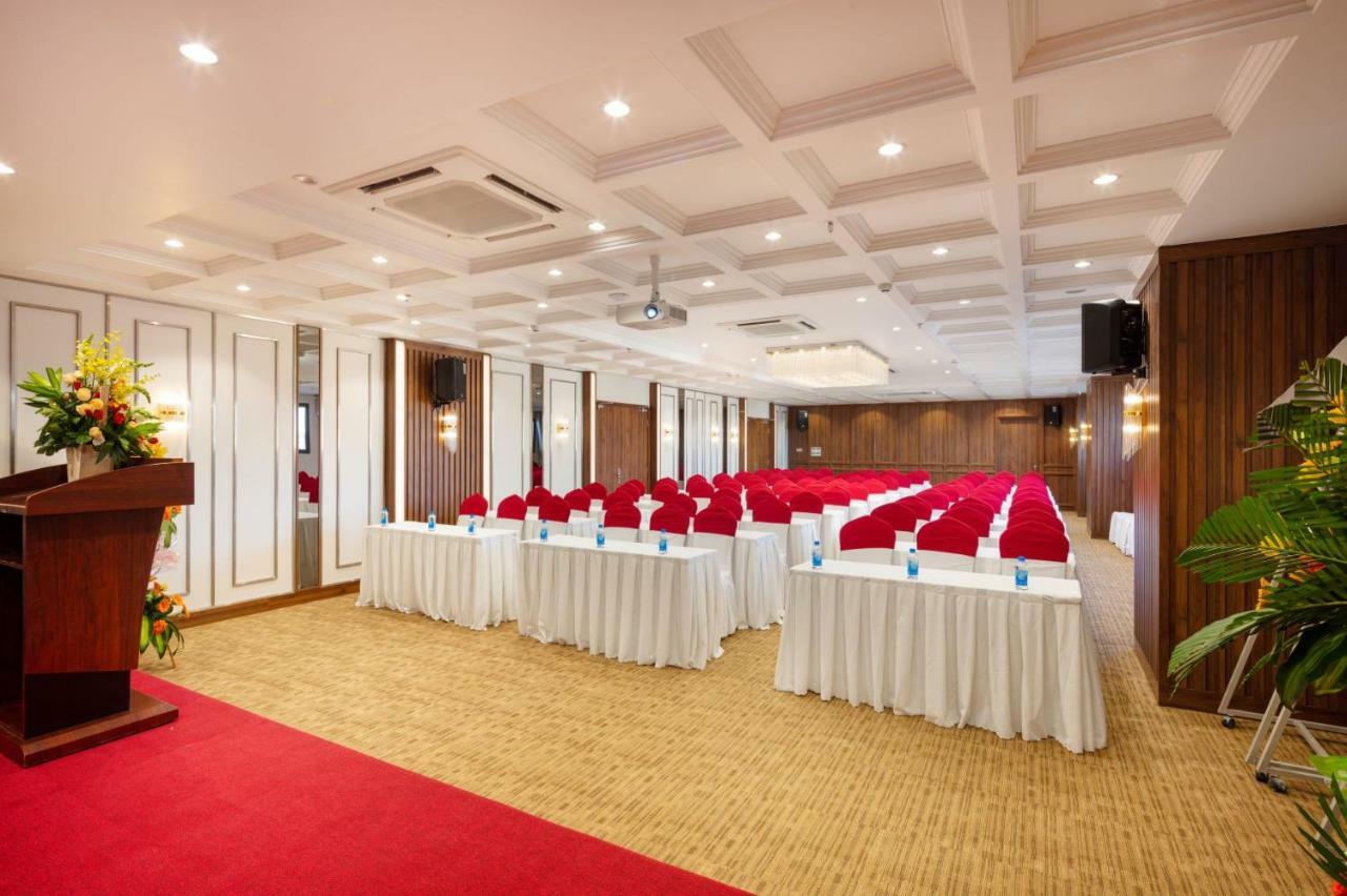 Aston Nha Trang City Hotel Exterior foto